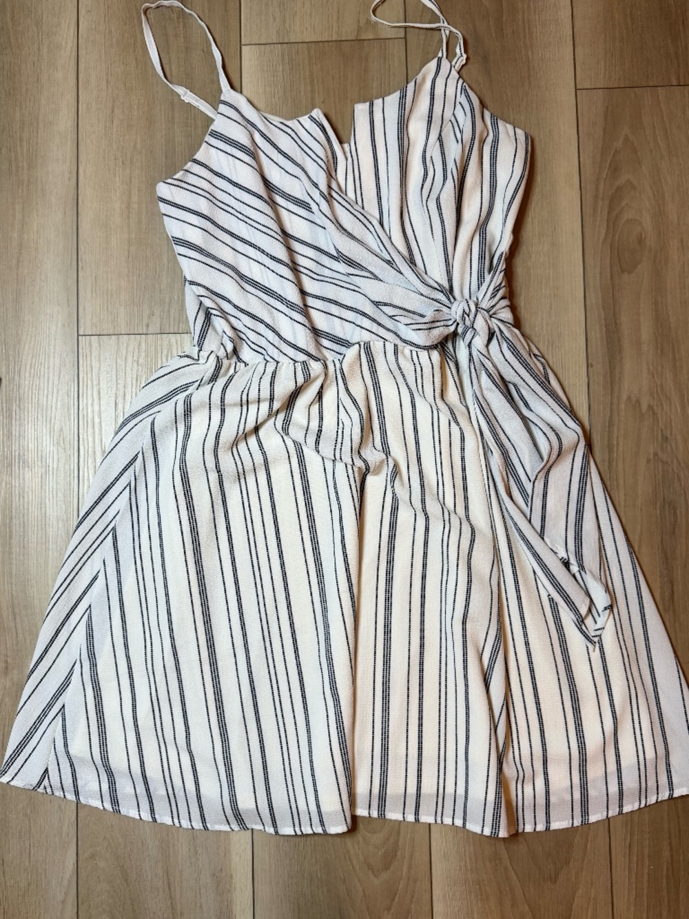Striped Tie Front Dress Size Large | Summer Mini Dress Neutral